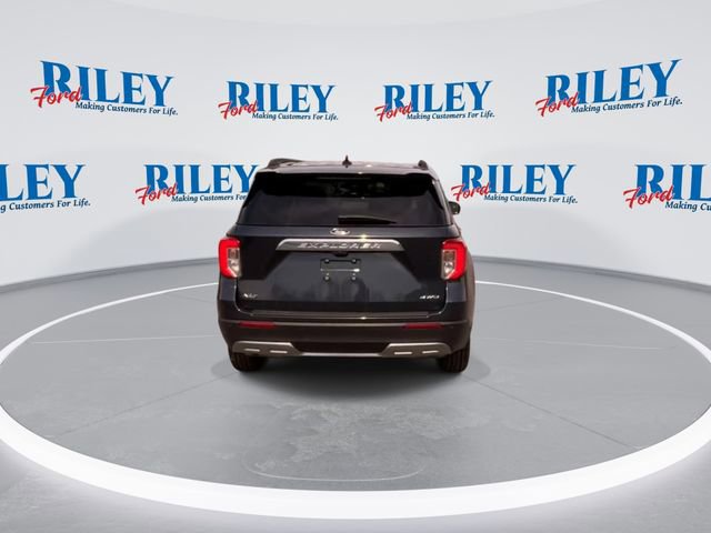 Certified 2023 Ford Explorer XLT w/ Equipment Group 202A AWD/4WD image 5