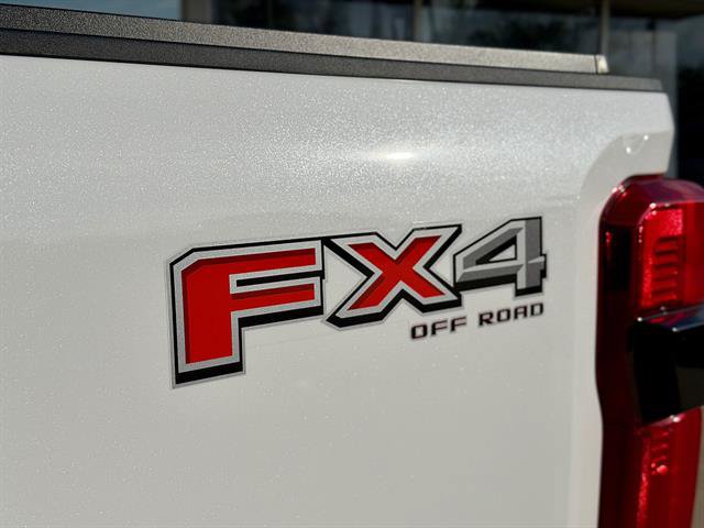 Certified 2025 Ford F250 King Ranch w/ FX4 Off-Road Package AWD/4WD image 9