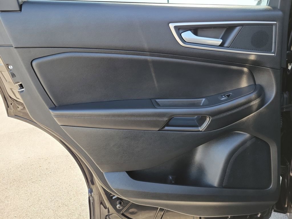 Certified 2023 Ford Edge SEL w/ Convenience Package AWD/4WD image 11