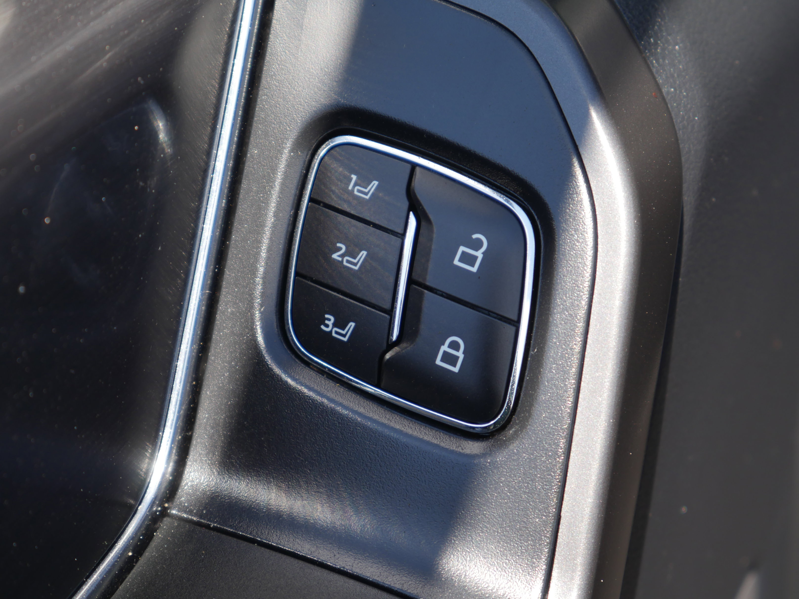Certified 2025 Ford F150 Lariat AWD/4WD image 42
