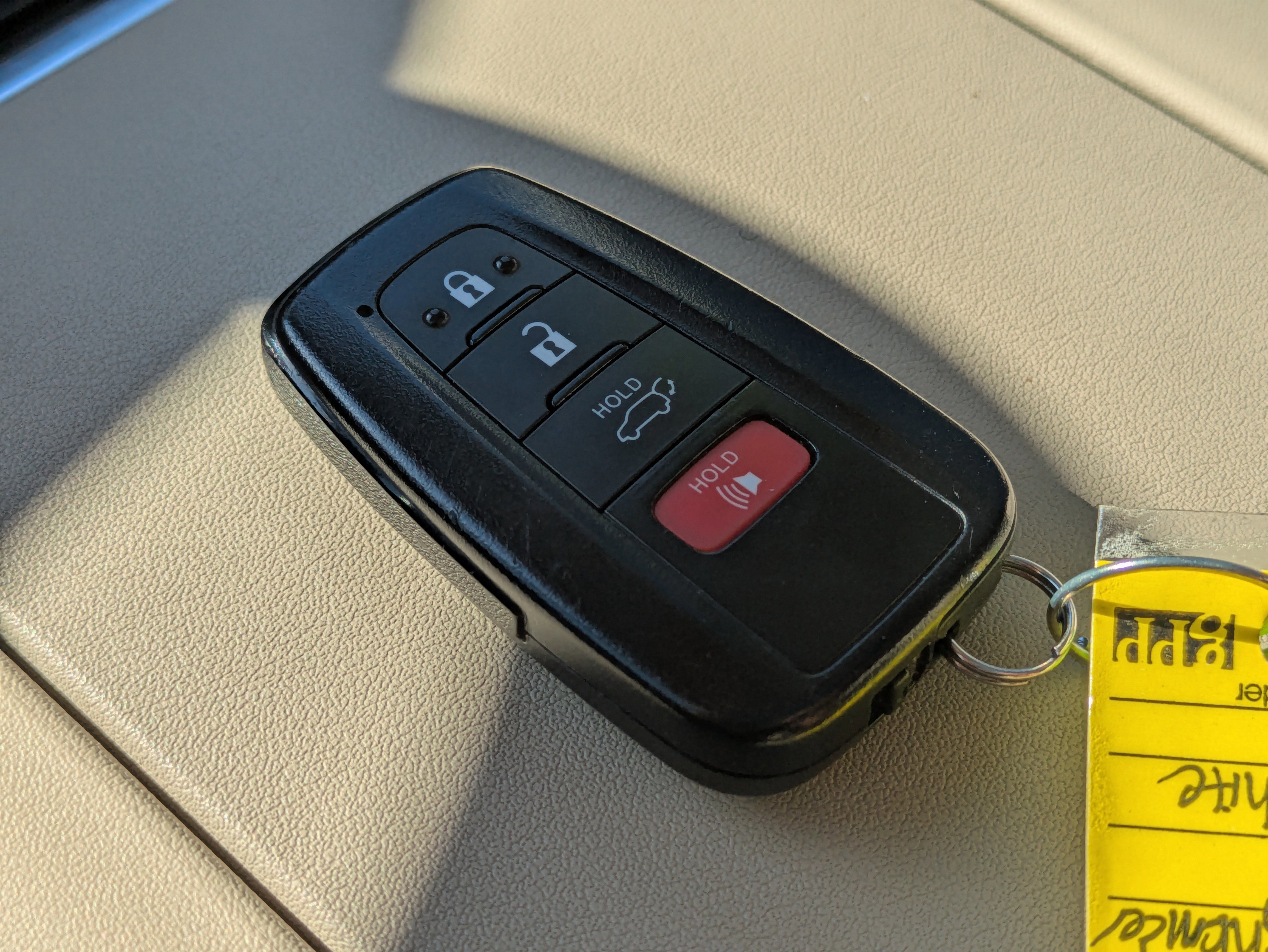 Used 2021 Toyota Highlander XLE image 37