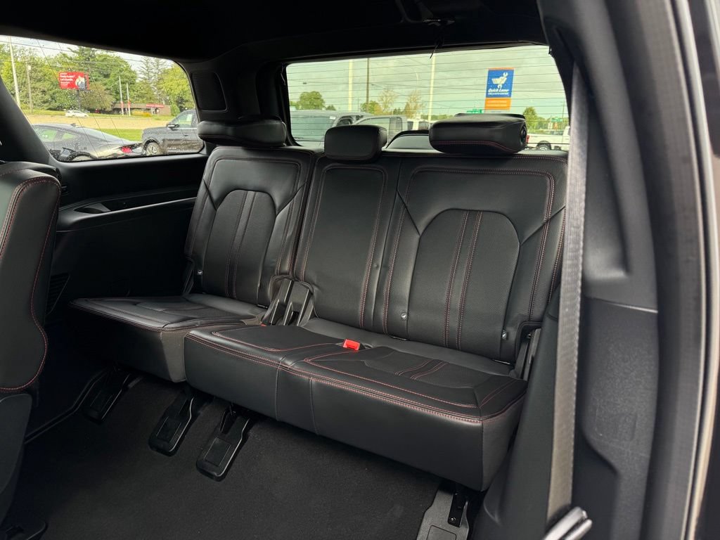 Certified 2024 Ford Expedition Limited AWD/4WD image 16