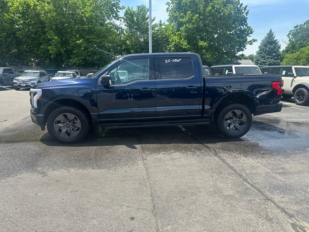 Certified 2025 Ford F150 Lightning Flash AWD/4WD image 8