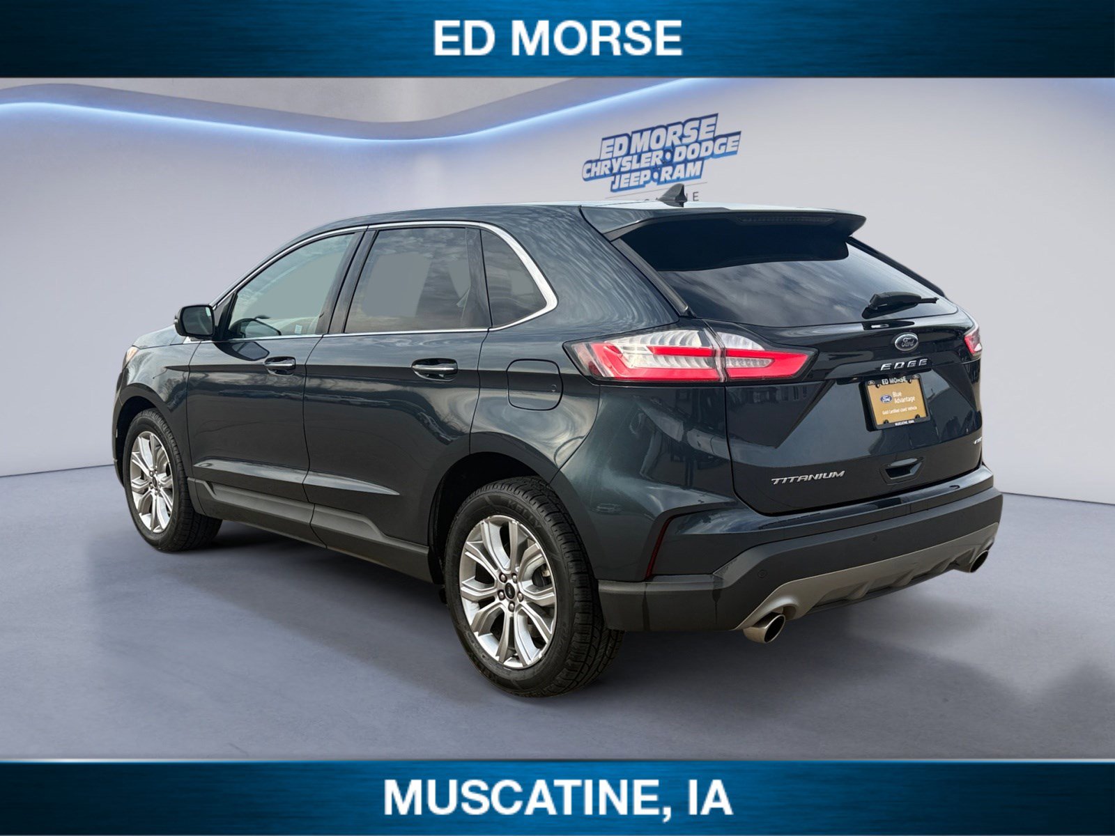 Certified 2024 Ford Edge Titanium image 3