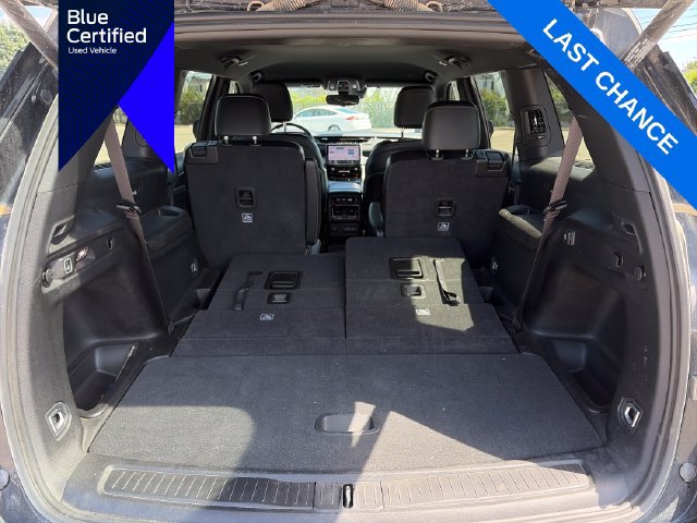 Used 2025 Jeep Grand Cherokee L Limited AWD/4WD image 33