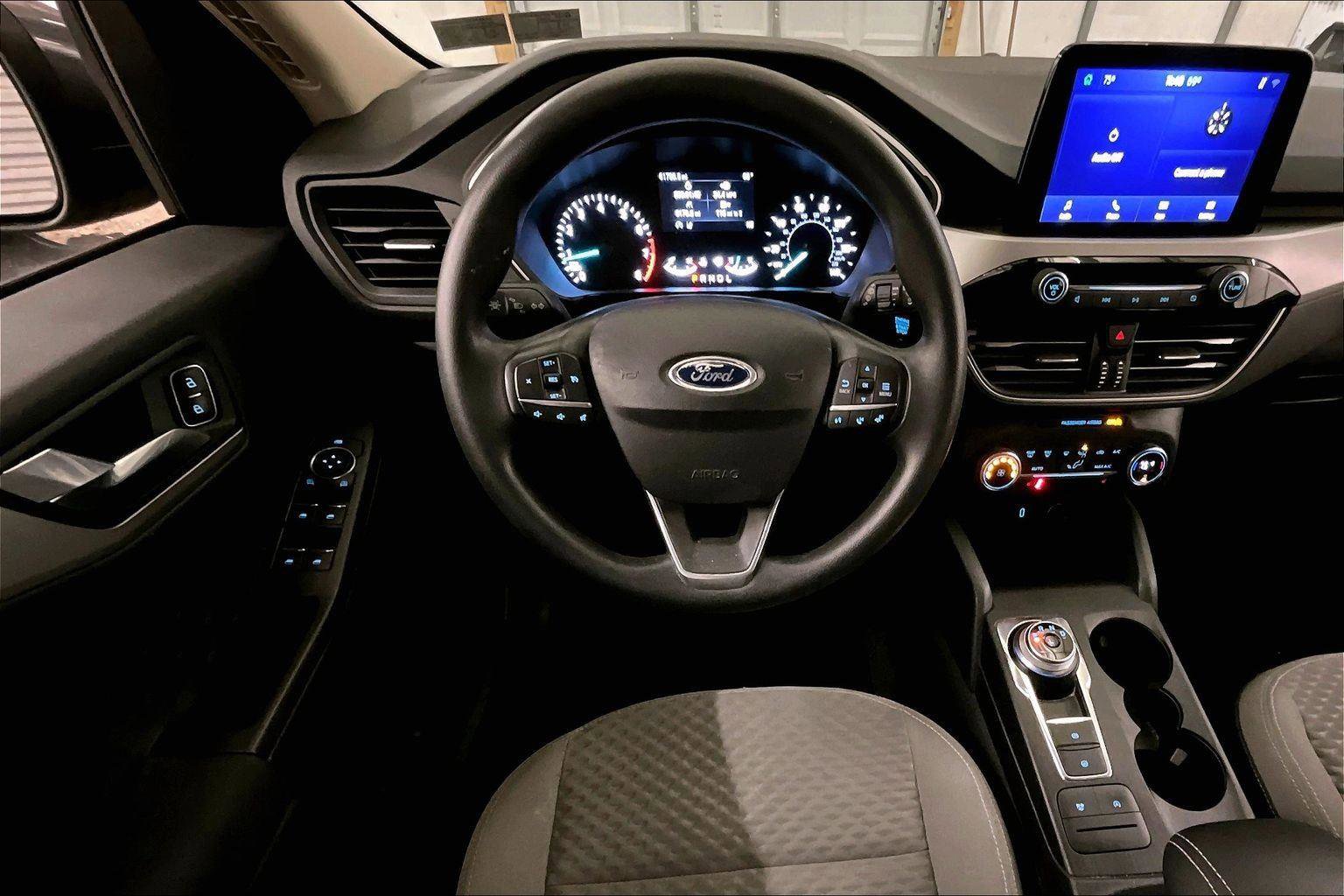Certified 2020 Ford Escape SE image 5