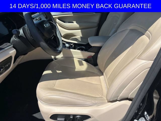Used 2023 Jeep Grand Cherokee Limited RWD image 11