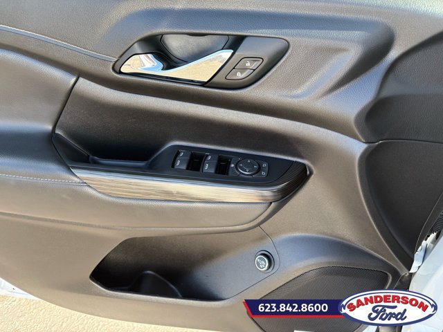 Used 2023 GMC Acadia SLT FWD image 11
