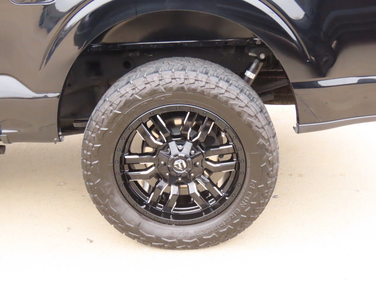 Certified 2022 Ford F150 Lariat image 17