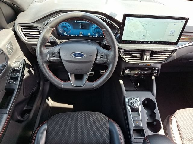 Certified 2024 Ford Escape ST-Line Select w/ Tech Pack #2 AWD/4WD image 11