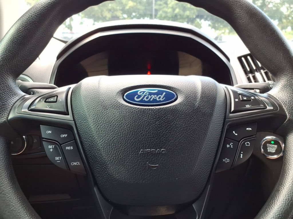 Certified 2020 Ford Edge SE FWD image 20