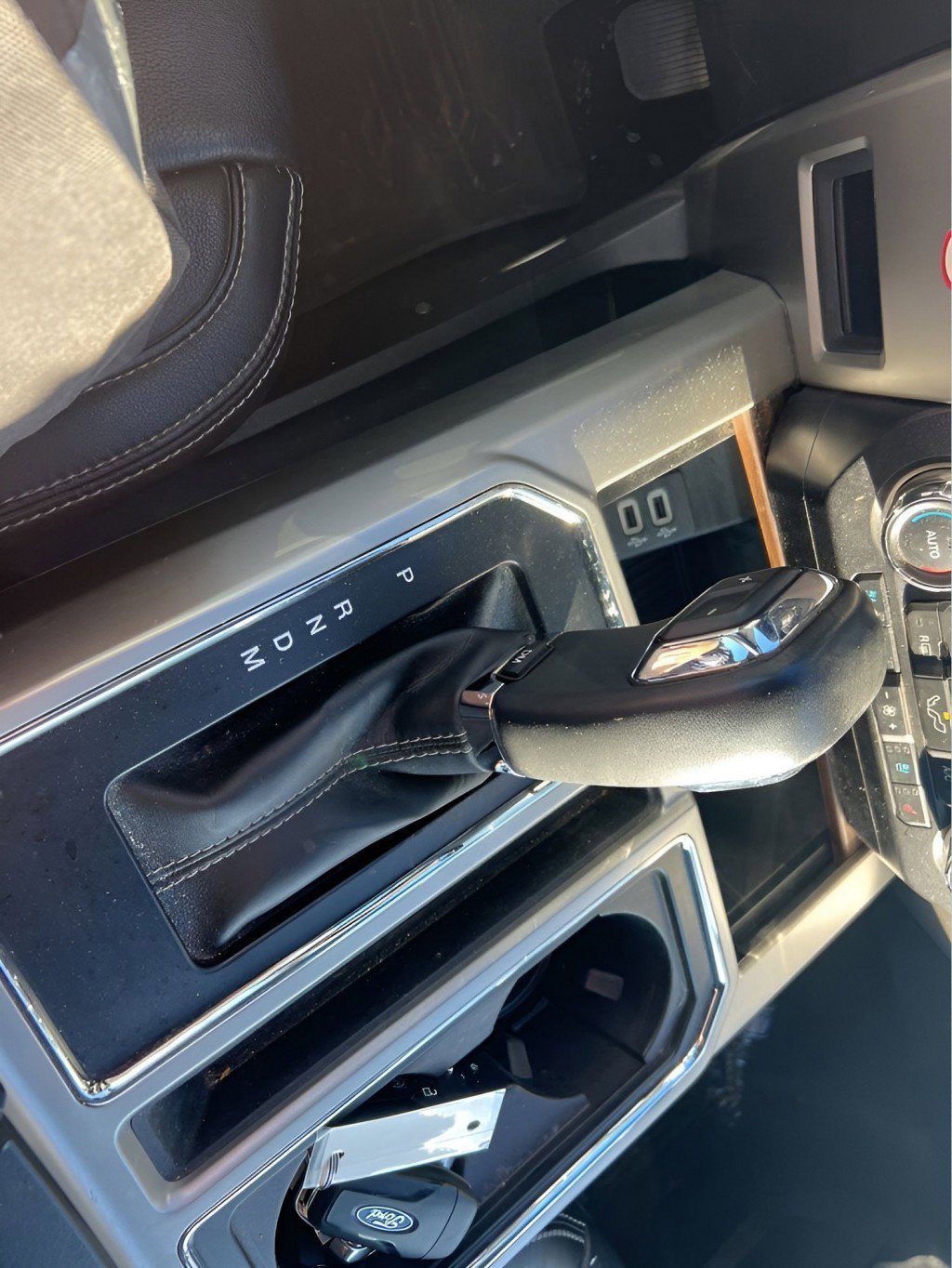 Certified 2019 Ford F150 Lariat image 26