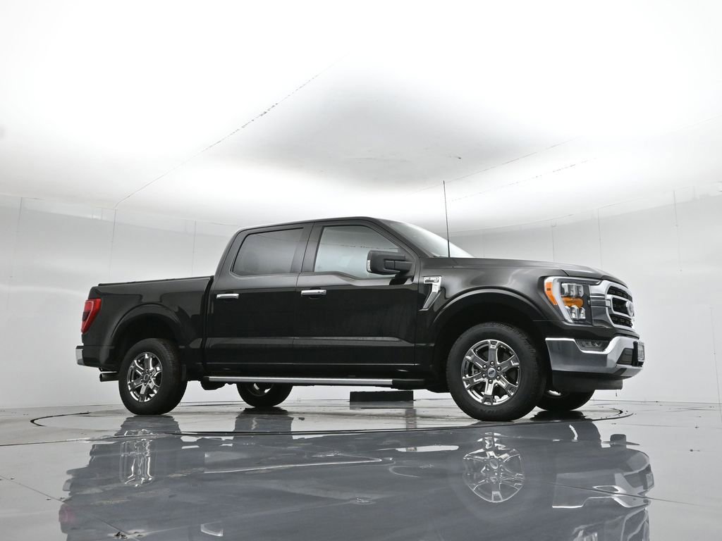 Certified 2022 Ford F150 XLT w/ Equipment Group 302A High image 2