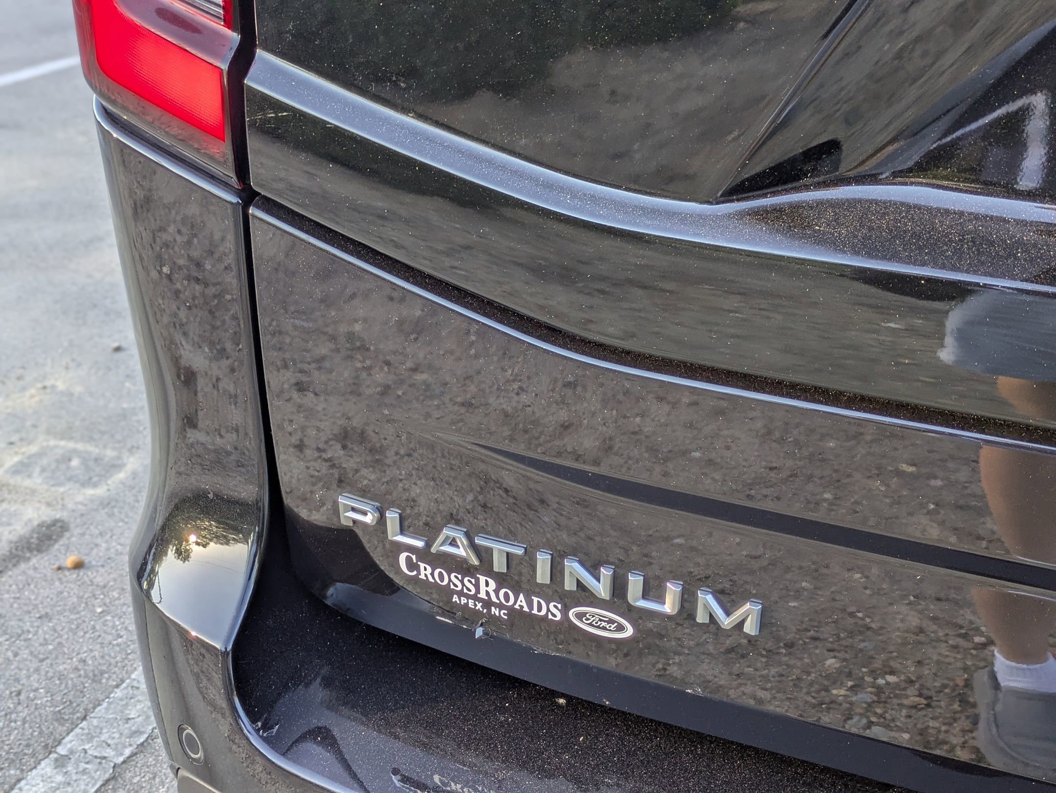 Certified 2025 Ford Expedition Platinum w/ Platinum Ultimate Package AWD/4WD image 32