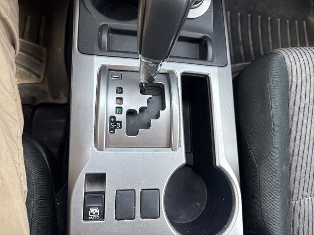 Used 2018 Toyota 4Runner SR5 AWD/4WD image 18
