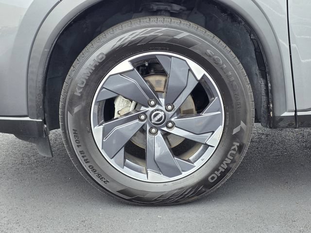 Used 2024 Nissan Rogue SV FWD image 29
