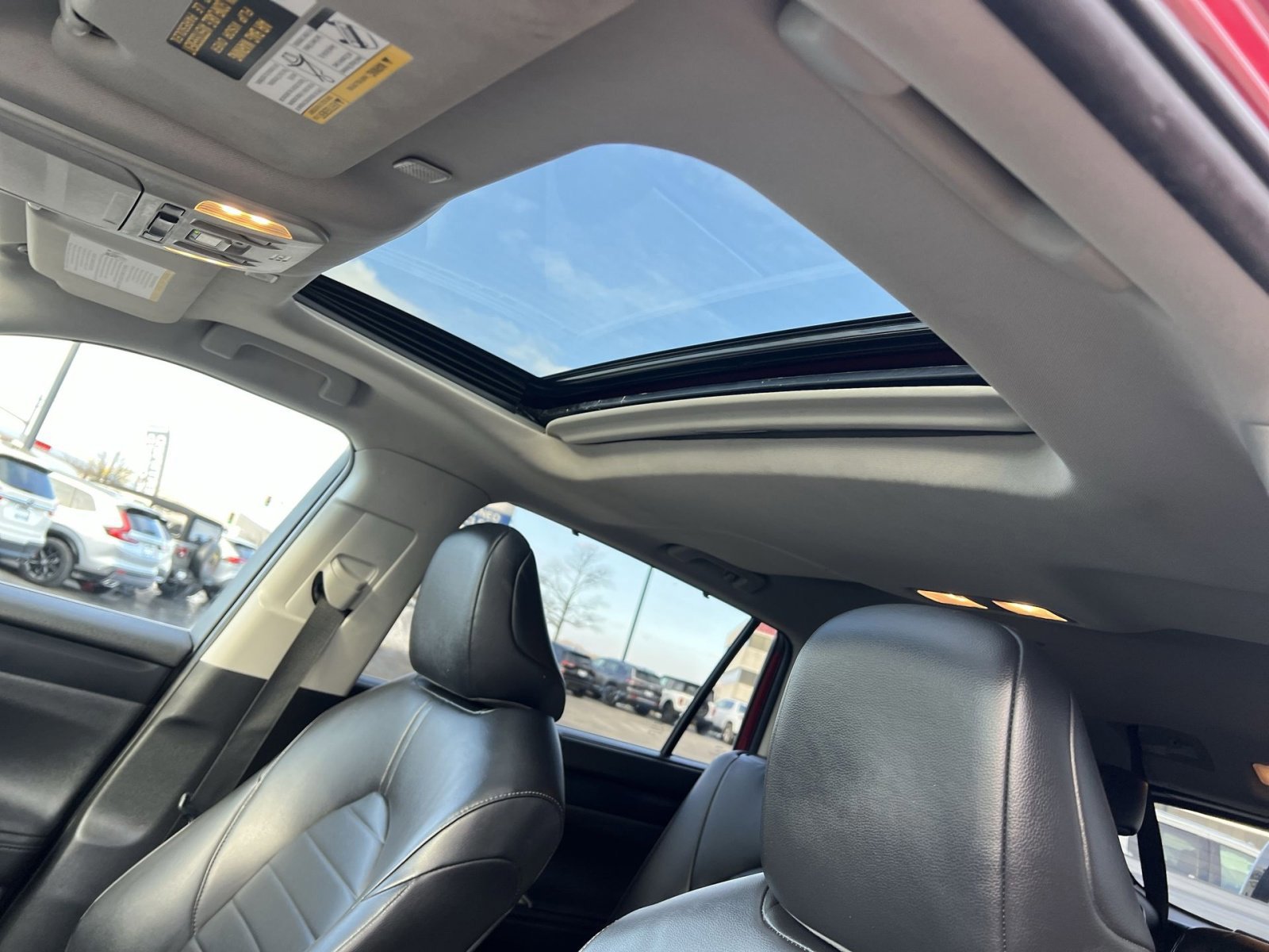 Used 2023 Toyota Highlander XLE image 23