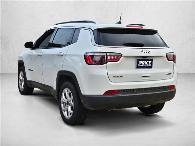 Used 2025 Jeep Compass Latitude image 5