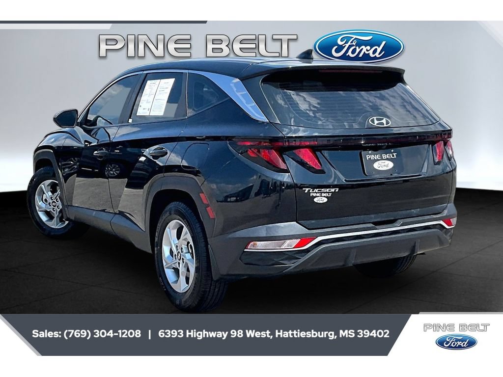 Used 2023 Hyundai Tucson SE FWD image 2