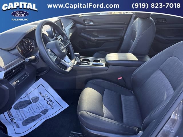 Used 2024 Nissan Altima 2.5 SV image 17