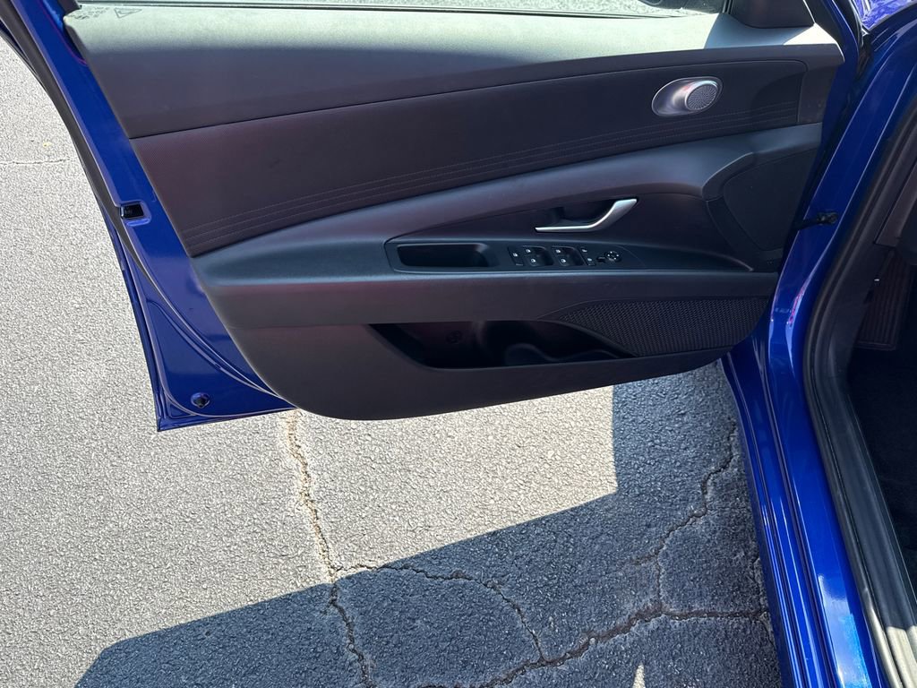 Used 2024 Hyundai Elantra SEL FWD image 10