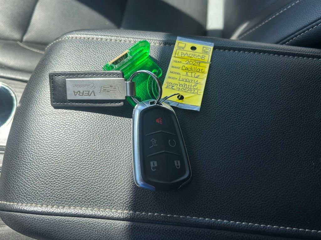 Used 2019 GMC Acadia SLT image 47