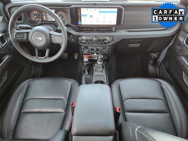 Used 2024 Jeep Wrangler Unlimited Rubicon AWD/4WD image 22