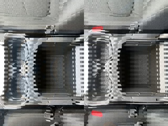 Used 2020 Toyota RAV4 LE w/ All Weather Liner Package AWD/4WD image 26