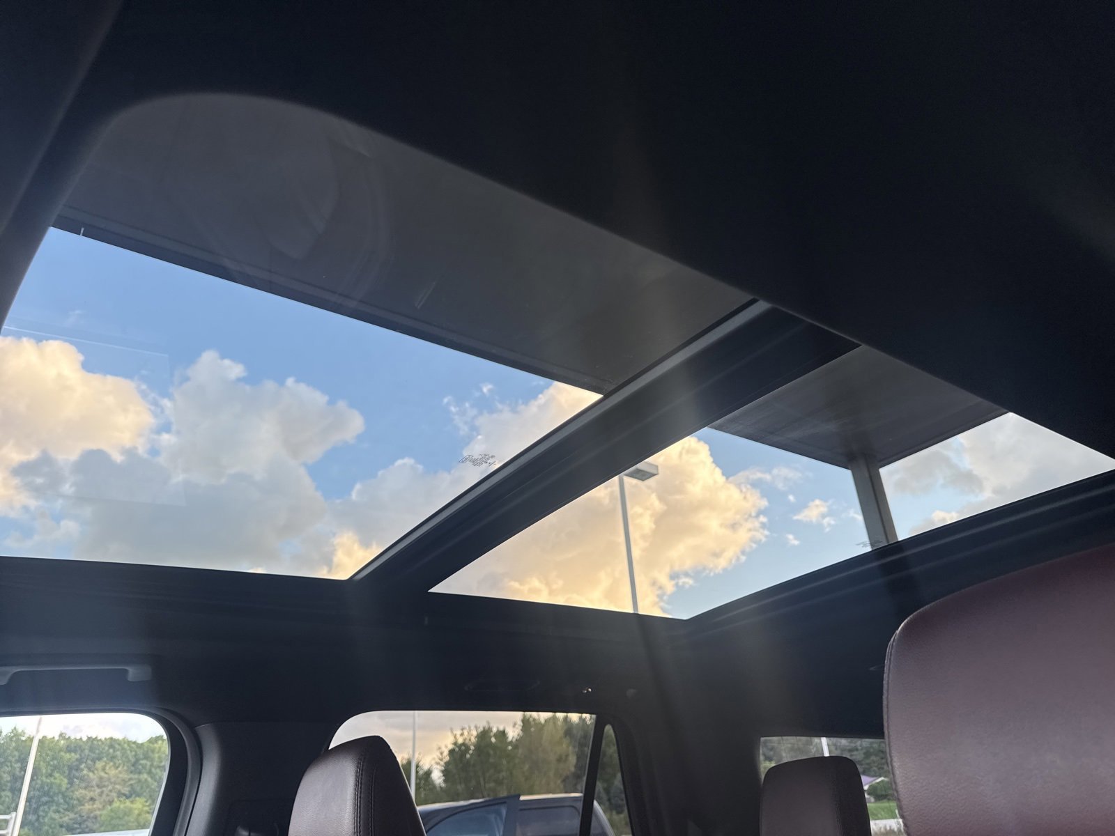 Certified 2022 Ford Expedition Max Limited image 23