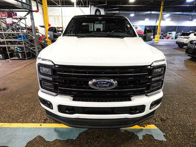 Certified 2025 Ford F250 Platinum w/ FX4 Off-Road Package AWD/4WD image 2