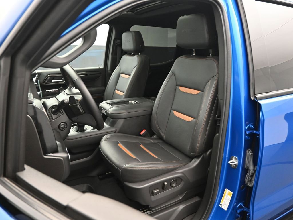 Used 2022 GMC Sierra 1500 AT4 w/ AT4 Preferred Package image 9