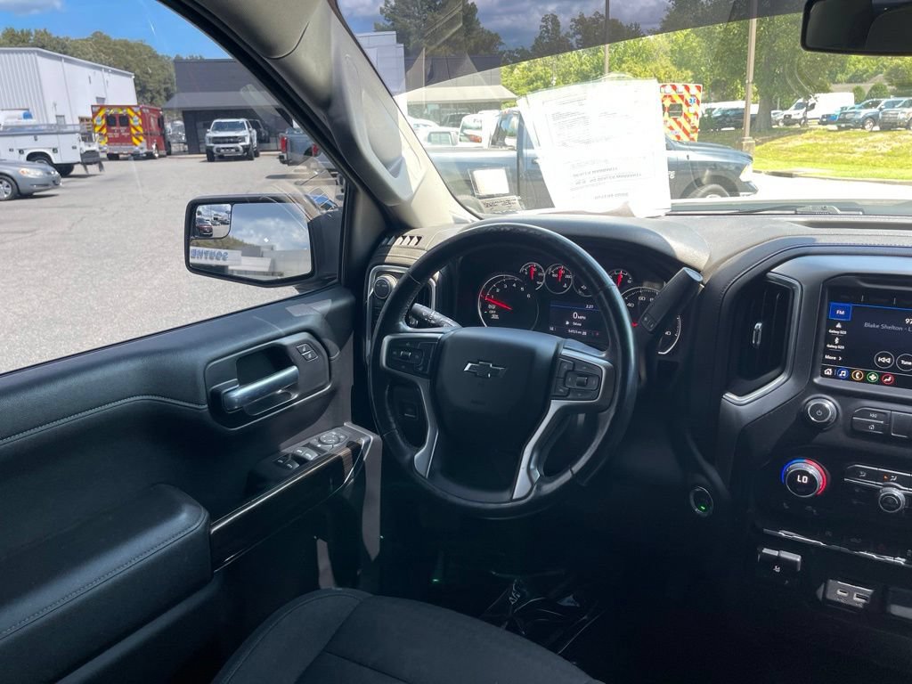 Used 2021 Chevrolet Silverado 1500 LT w/ All Star Edition Plus AWD/4WD image 9