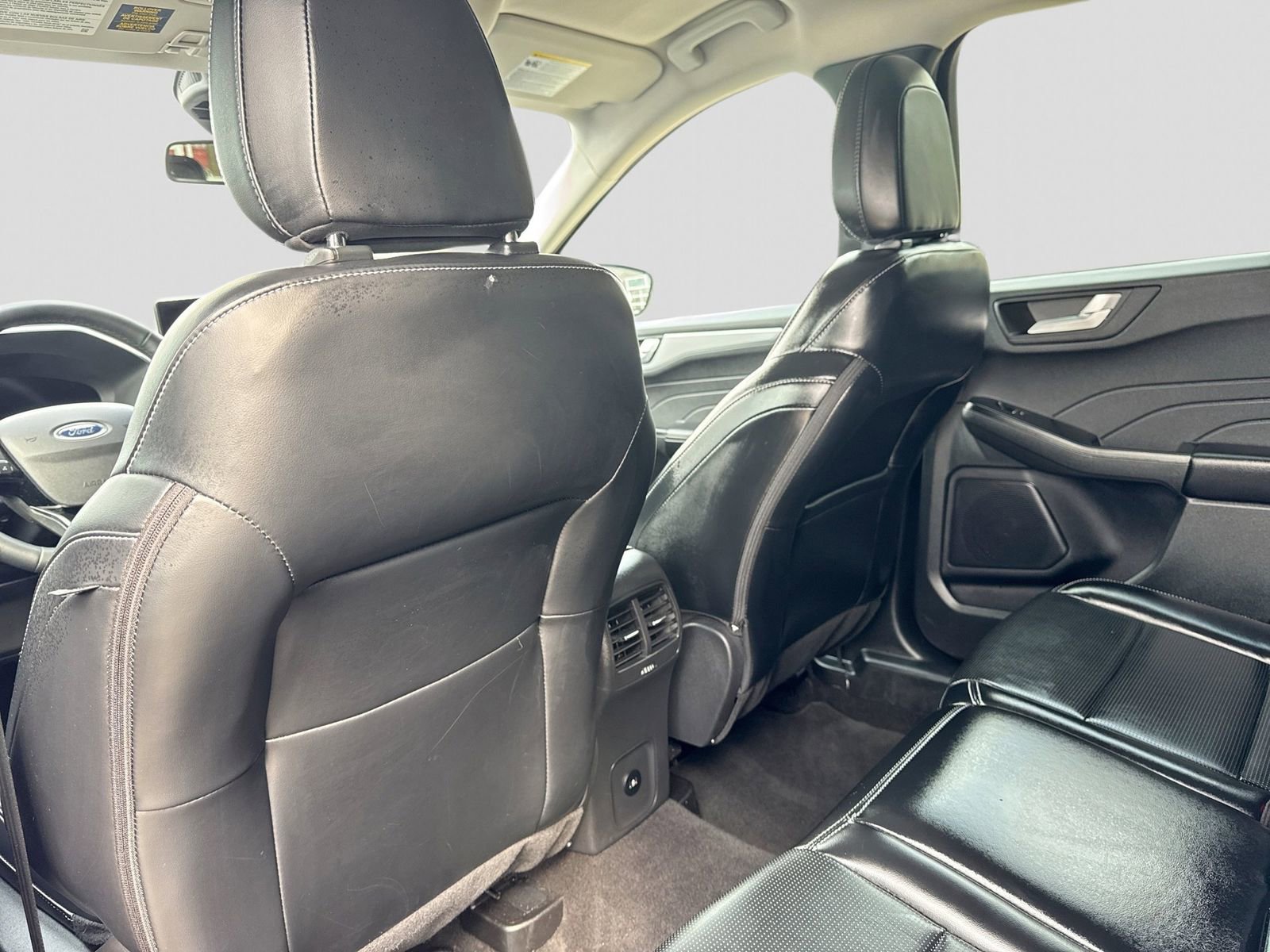 Certified 2025 Ford Escape Platinum image 17