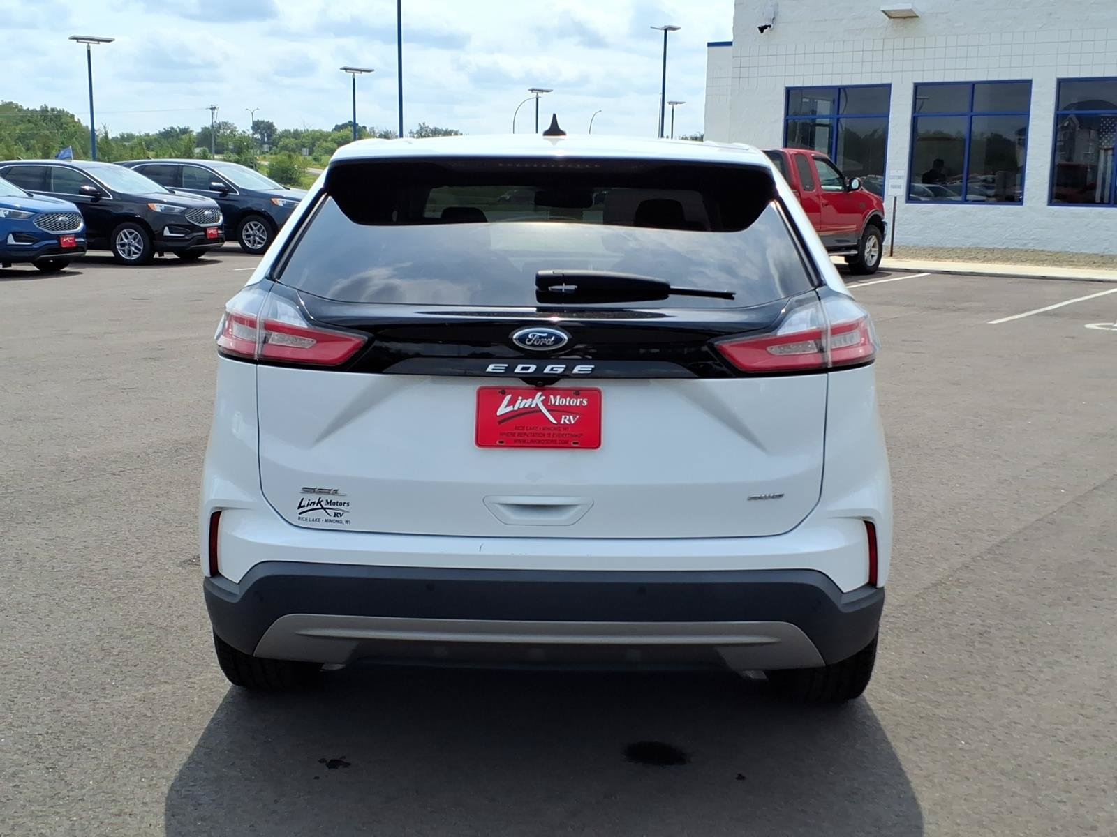 Certified 2024 Ford Edge SEL AWD/4WD image 4