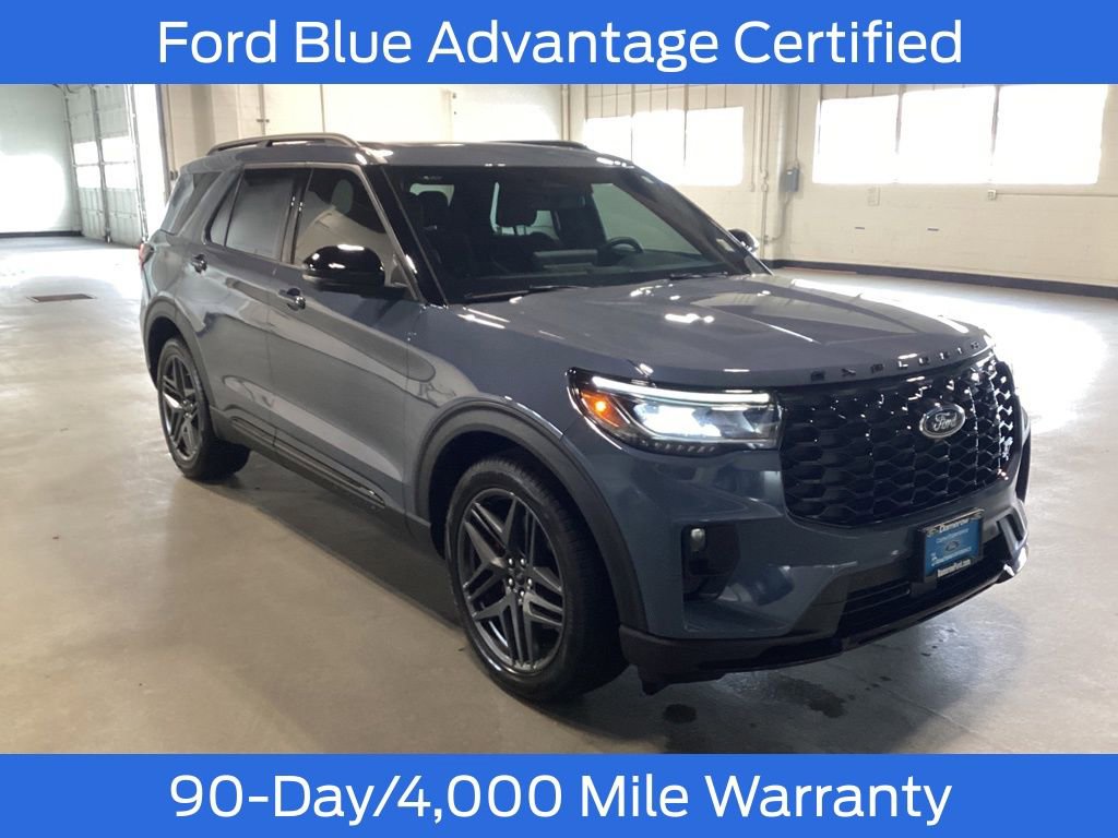 Certified 2025 Ford Explorer ST image 9