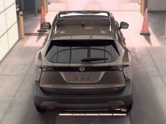 Used 2026 Nissan Kicks SR FWD image 16