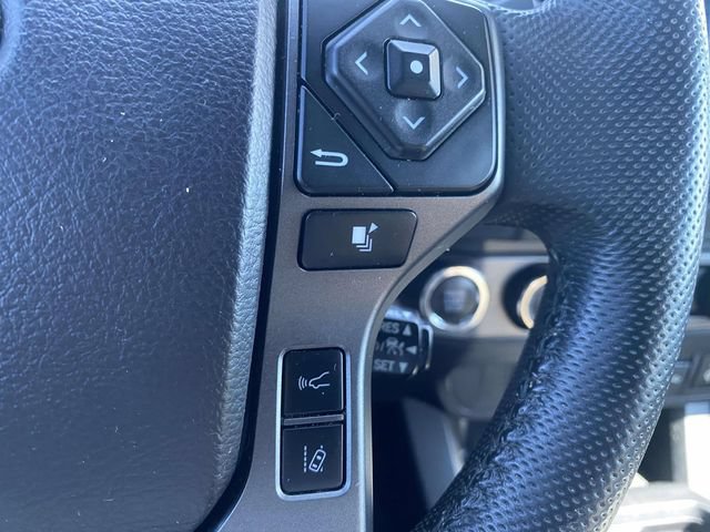 Used 2021 Toyota Tacoma TRD Off-Road AWD/4WD image 21