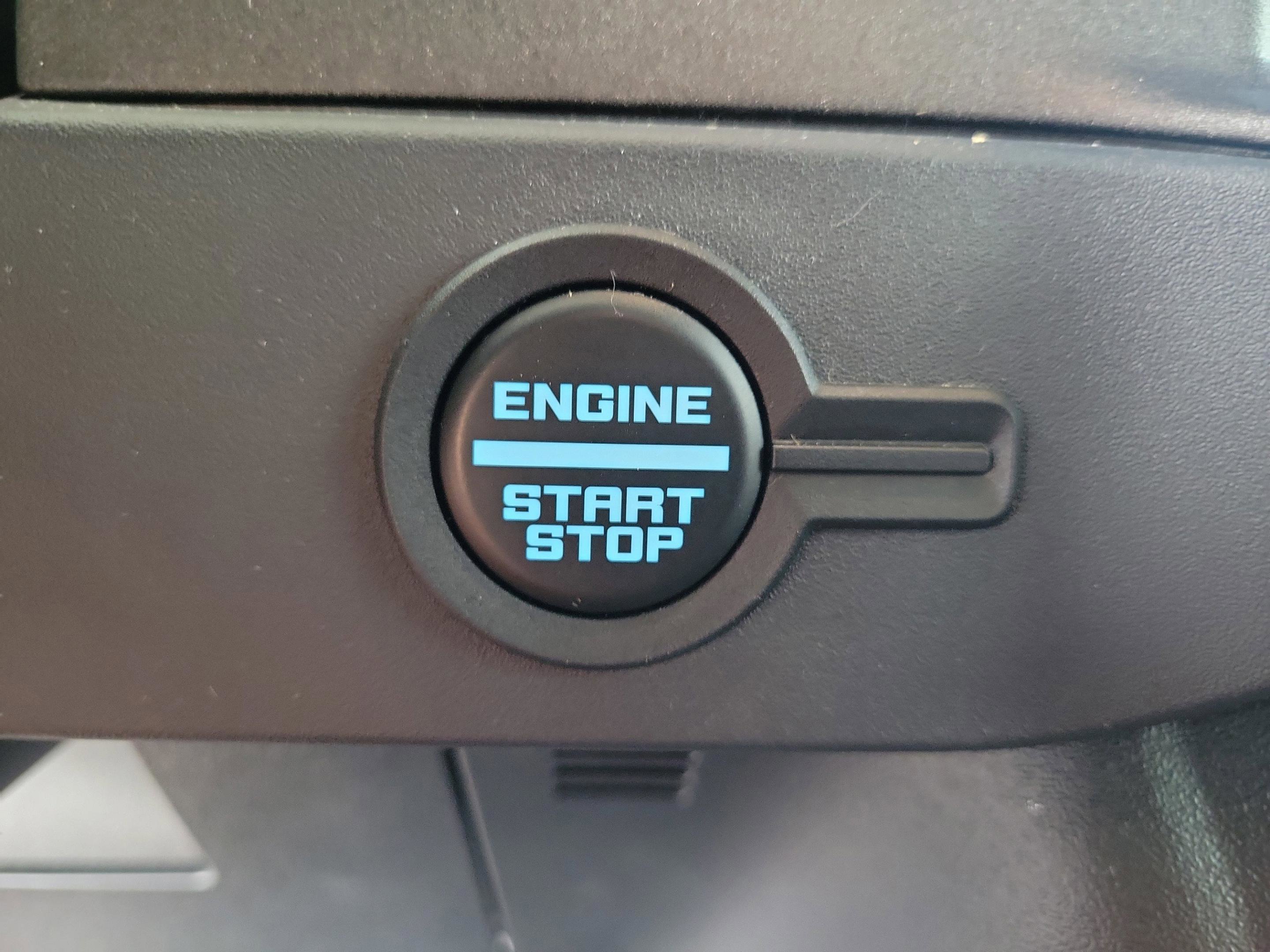 Certified 2025 Ford Bronco Badlands AWD/4WD image 26