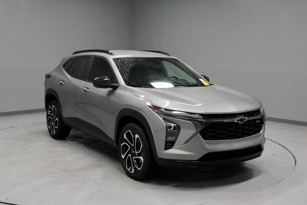 Used 2024 Chevrolet Trax RS
