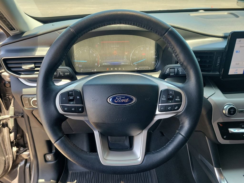 Certified 2023 Ford Explorer XLT w/ Equipment Group 202A RWD image 26