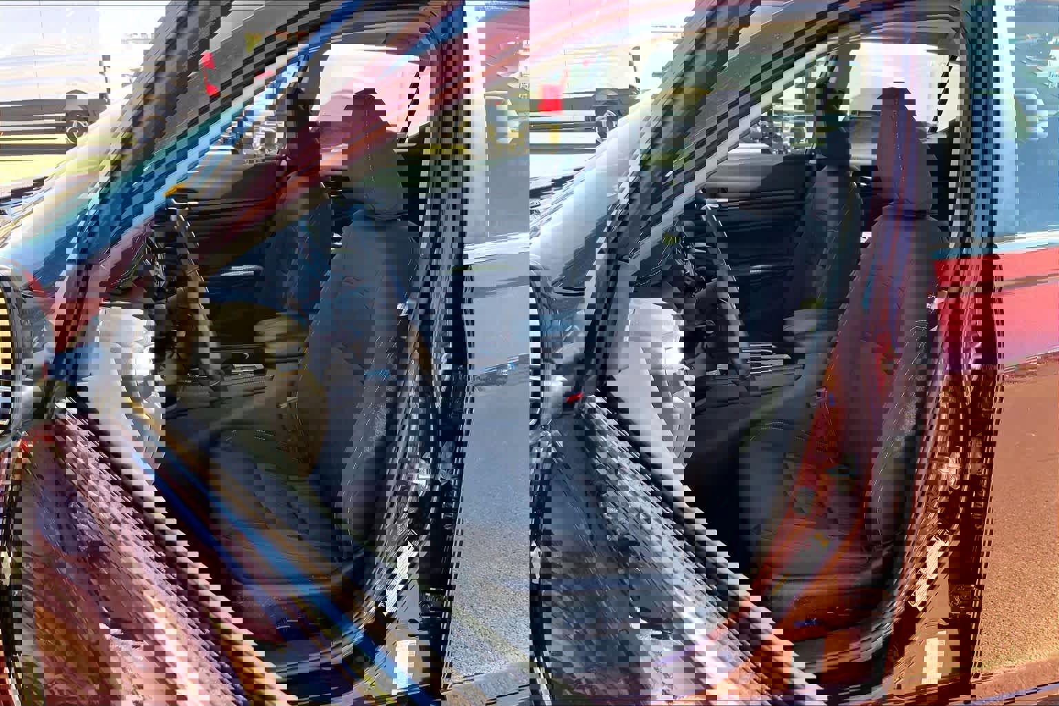 Used 2024 Nissan Altima 2.5 SV w/ SV Premium Package image 7