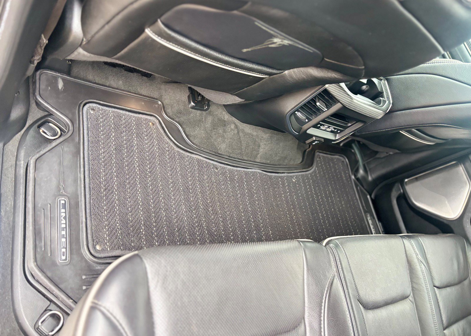 Used 2020 RAM 1500 Limited image 23