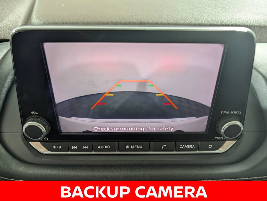 Used 2023 Nissan Rogue SV FWD image 9