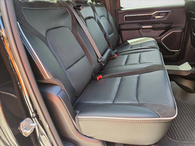 Used 2025 RAM 1500 Laramie AWD/4WD image 18