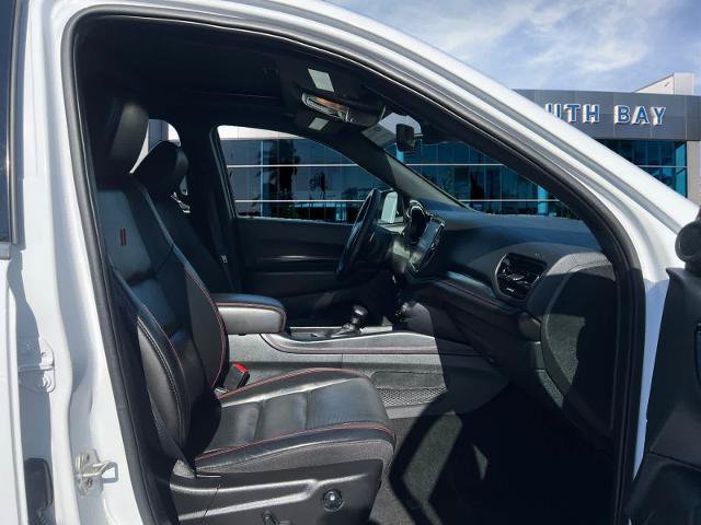 Used 2024 Dodge Durango GT RWD image 16