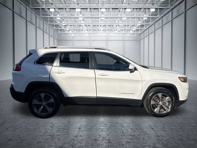 Used 2019 Jeep Cherokee Limited AWD/4WD image 6