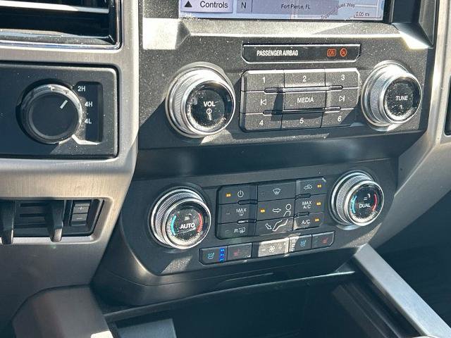Certified 2019 Ford F450 Platinum w/ Platinum Ultimate Package AWD/4WD image 34