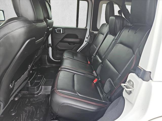 Used 2024 Jeep Wrangler Unlimited Rubicon AWD/4WD image 16