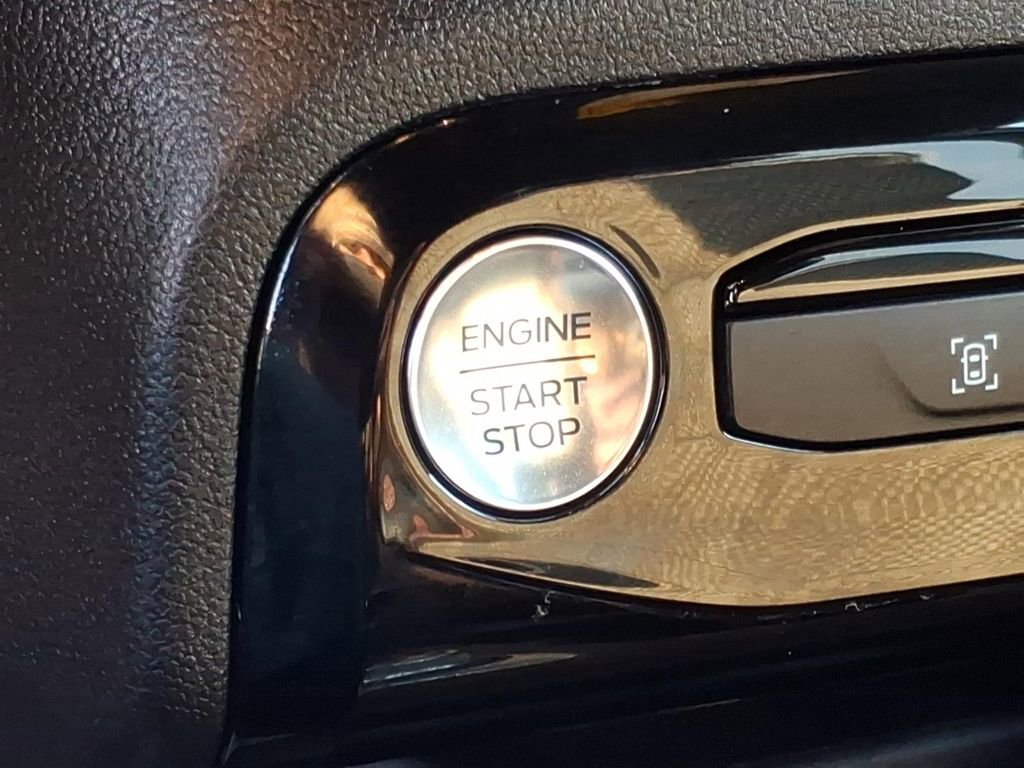 Certified 2024 Ford Escape ST-Line w/ Tech Pack #1 FWD image 19