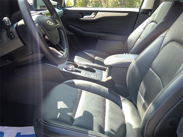 Certified 2022 Ford Escape SEL w/ Technology Package image 17